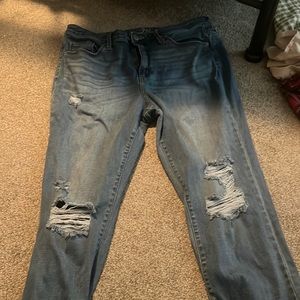 Universal Thread Ripped jeans